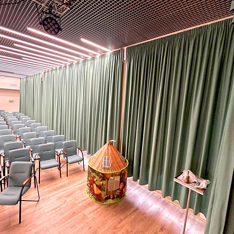 За 9 лет мы изготовили 70 000 электрокарнизов